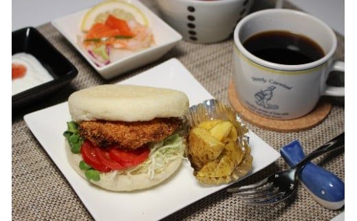 塩さば一夜干し2枚×2とさば味噌カツ200g×2のセット【0tsuchi00813】