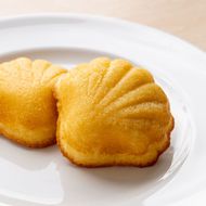 牧場マドレーヌ１５ケ入　	AM00616