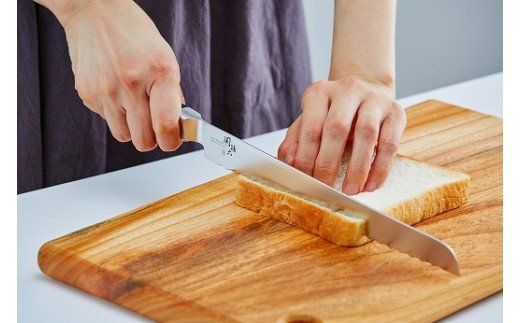 H42-04 関孫六 ダマスカス パン切り包丁