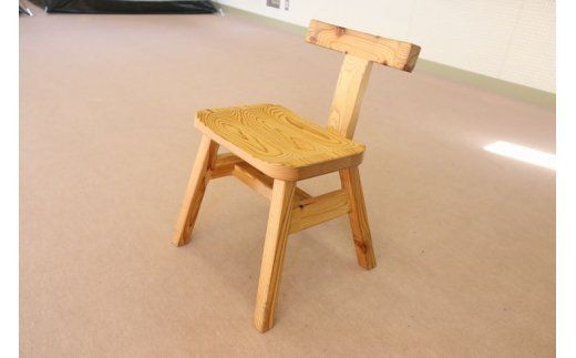 背もたれ付き椅子『ナチュラル』≪イス スギ材 おしゃれ オシャレ インテリア≫◇