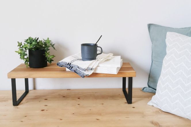 棚 無垢材とアイアンのシェルフ ライトブラウン M60cm 約横60cm×高16cm×奥行19cm 完成品 [新星金属製作所 大阪府 守口市 20940876] 家具 インテリア シェルフ 植物置き 靴棚 飾り棚 収納 日本製