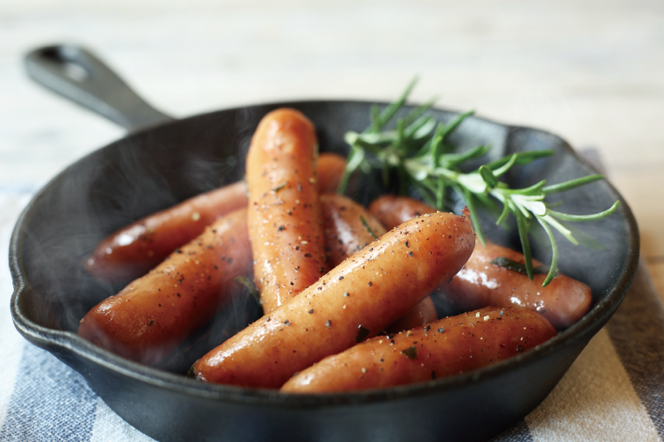 AF010 無添加ウインナーとおつまみ燻製の6品セット