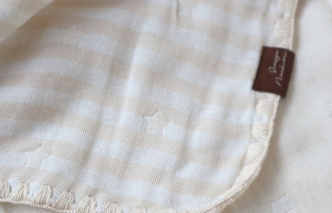 G1909 【eclat bebe】泉州南部織 4重ガーゼマルチケット（BeWh/Sサイズ）