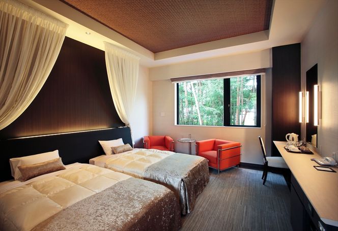 【桜庵】桜庵河口湖ホテルの平日素泊りペア宿泊券(スタンダード) FAA7057