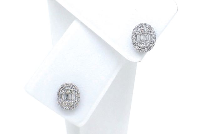 J020-4 ARC-EN-CIEL プラチナ ダイヤピアス（計 0.5ct）【鑑別書付き ジュエリー プレゼント ギフト ファッション アクセサリー 贈り物 贈答 お祝い 記念日】