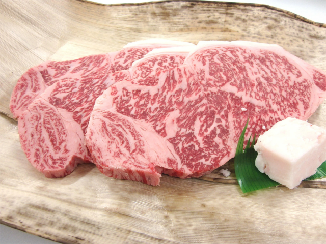 「亀岡牛」サーロインステーキ　5枚（1000ｇ） ☆祝！亀岡牛生産者 最優秀賞受賞（2023年）