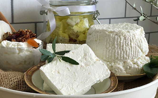 【Cheeseanista】マリネード　チーズ（牛乳2本）＆ヨーグルト（3個）セット