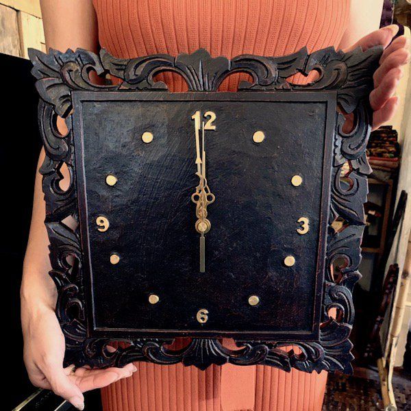 フォリウム彫刻壁掛け時計　BV-19