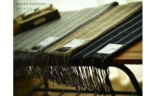 D23-02 WOOLTONE リバーシブルフリンジストール レギュラーサイズ 【ROZA（ボルドー×ピンク）】