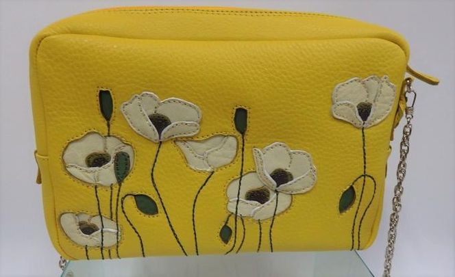 「鞄工房　香」ポピーのチェーンショルダーバッグ FAA3009