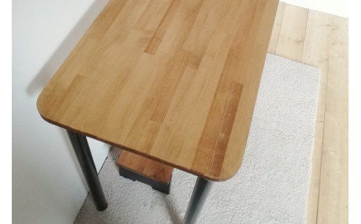 天然木使用 まる角のデスク ナチュラル（900×450） [新星金属製作所 大阪府 守口市 20940944] 