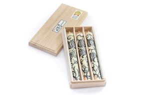 AB046温かな色合いとゆらぎに安らぐ　絵蝋燭３本セット（和モダン）