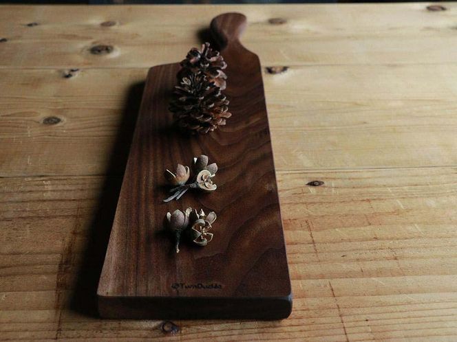 ブラックウォルナットのカッティングボード　ロング　Z106