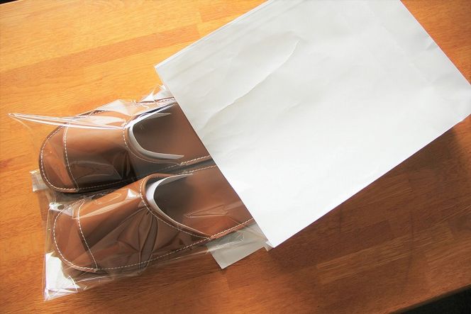 靴職人手作りの本革「スリッパ」 ブラック( S・M) ルームシューズ 部屋履き 雑貨 日用品 革 本革 高級 ギフト プレゼント 贈答 黒 災害 H066-051