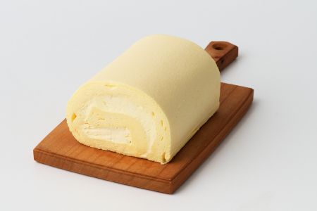 【プレミアム米粉ロールケーキ】パッションフルーツロール【グルテンフリー 誕生日 洋菓子 焼菓子 パッションフルーツ】(H053294)