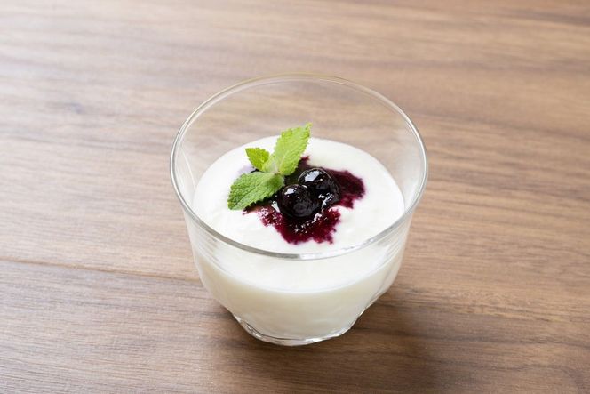 たっぷりサイズブルーベリージャム（甘さ控えめ）330g×2　ブルーベリー ジャム 無添加 手作り 加工食品 2本 ぶるーべりー じゃむ フルーツ 果物 アントシアニン 完熟 国産 朝食 朝ごはん トーストヨーグルト 生産者応援 農家応援 FG00008