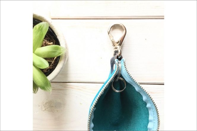 バナナキーケース(ヌバックブルー)　LC00006