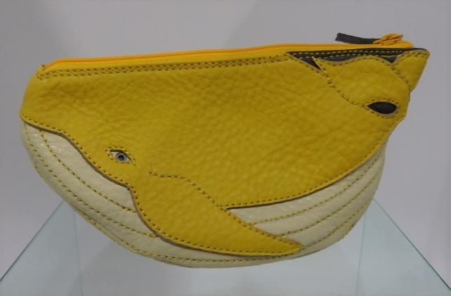 「鞄工房　香」くじらのポーチ イエロー FAA3004