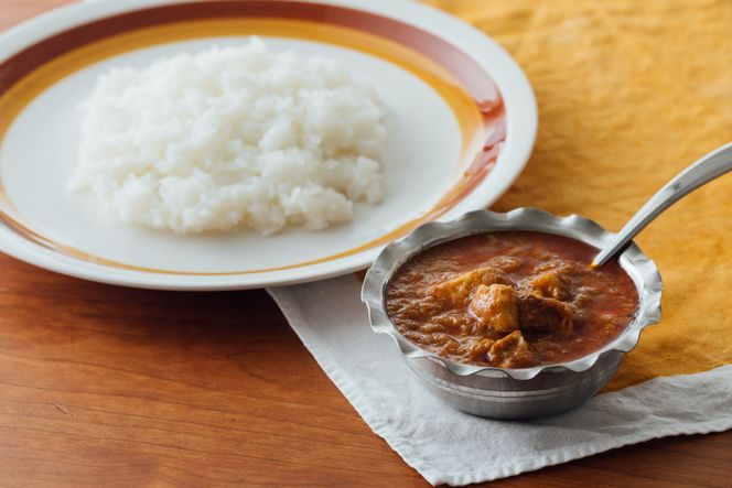 レトルトカレー 180g×3種 詰め合わせ (職人仕込みのバターチキンカレー & 辛口ビーフカレー & ポークビンダル) / キヨトク / 福岡県 筑紫野市 [21760416] カレー チキン ビーフ ポーク ダメヤ監修 ガラム監修