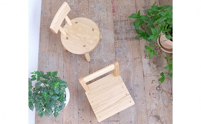 子供 椅子 キッズ チェア おしゃれ 木製 木育 男の子 女の子 いす イス 無垢材 国産 栗の木 栗材 インテリア 藤枝家具 遊木舎 キッズチェア chocolat ショコラ [PT0012-000038]