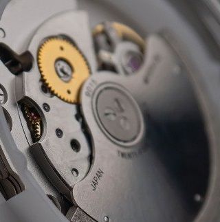 O29-01 機械式自動巻き 軍用パイロットウォッチ「WANCHER Flugel」