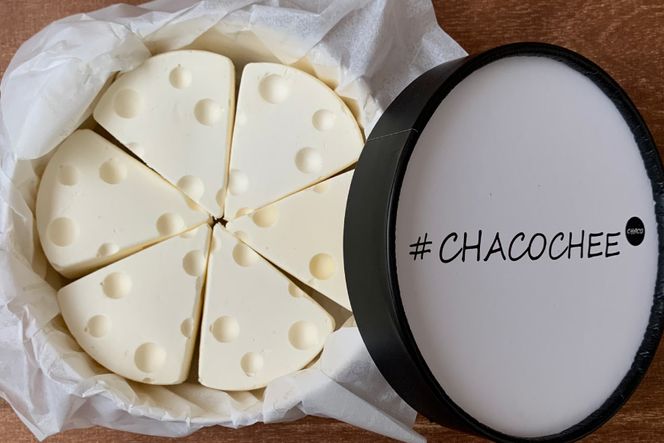  大人気！ホワイトチョコ レアチーズケーキ 2ホール(直径15cm) #CHACOCHEE
