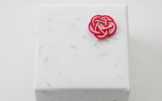 室戸産　血赤サンゴのハート型ピアス（K18）kn031