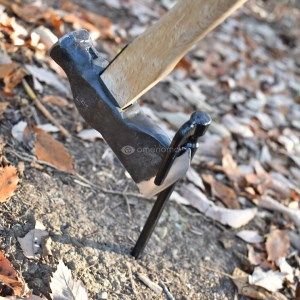 Bushcraft hammer　1本でハンマーと斧が使える