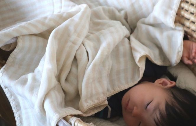 G1909 【eclat bebe】泉州南部織 4重ガーゼマルチケット（BeWh/Sサイズ）