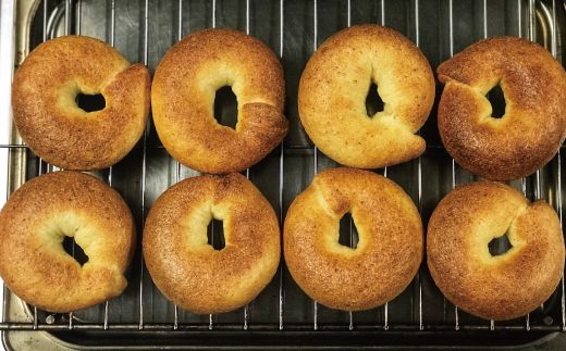 R5-075．【Cafe リノ】高知県産のおからを使ったもちもちベーグル（プレーン）8個セット