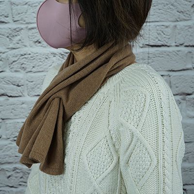 E1404国産カシミヤ糸使用国内生産カシミヤ１００％ショートマフラー（キャメル）