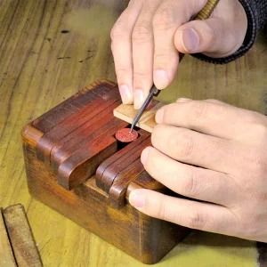 ＜京印章制作士・一級彫刻技能士が彫る＞特上 黒水牛 16.5ミリ丸「御実印」