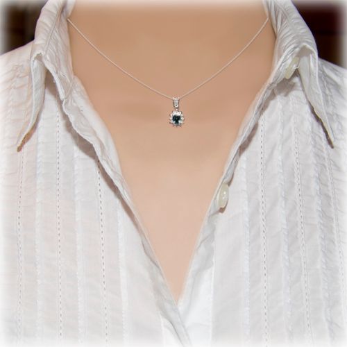 カラーチェンジガーネット ペンダント 0.5ct K10WG （13403） BR
