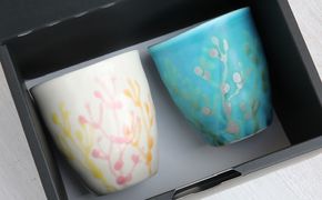 【datta.沖縄南の島陶芸工房】珊瑚タンブラー 青色x純白（ペアセット）