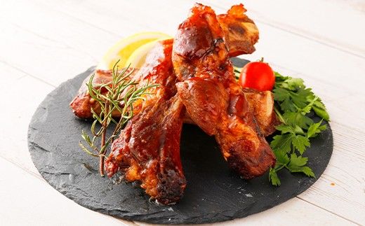 （飼育期間中）完全無薬！ 梅肉エキス肥育 熊本県産 天草梅肉ポーク スペアリブ 1.5kg 500g×3パック 12本前後 肉 お肉 豚肉 豚 冷凍 熊本県 上天草市