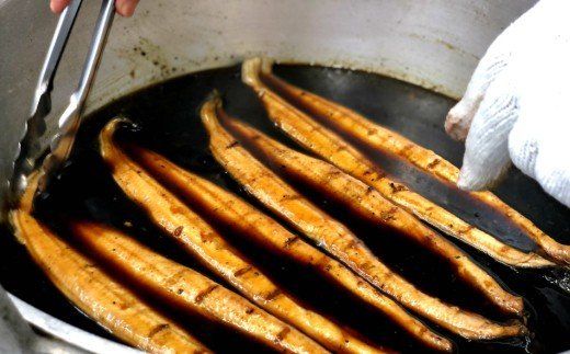 ヤマシン特選うなぎ蒲焼き2本定期便　計3回お届け