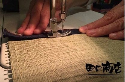 【ゴシゴシ洗える！？】畳ランチョンマット、テーブルランナーセット　カラー：青紋＋青