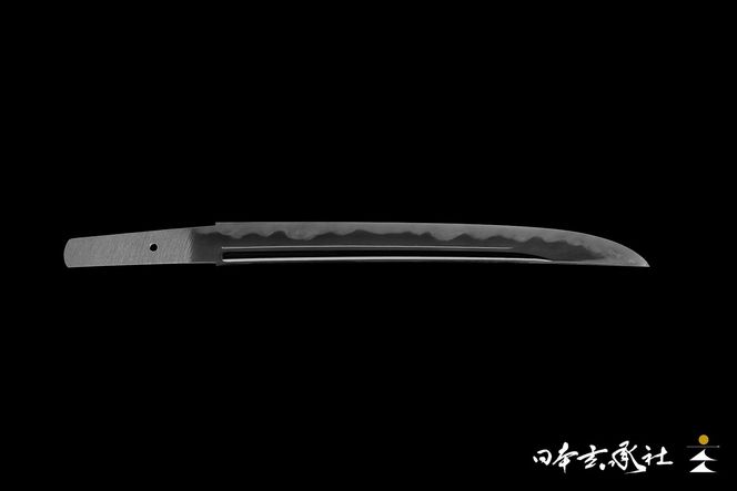 オーダーメイドの日本刀（短刀：長さ24cm程度）
