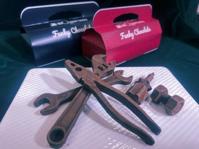 yɌO؎szM-82 Funky Chocolate AeB[NH`R5{ZbgykCEE@zsz