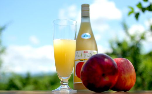 伊藤果樹園ギフトセット／りんごジュース710ml、りんごジャム2個【01125】