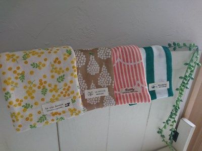 国産6重ガーゼとダブルガーゼをあわせた長方形タイプのハンカチ10枚セット