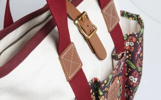 「琉球帆布」アートクラフトマンバッグ （pokke104 ブーゲンビリア）- 実用性 帆布 トート キャンバス生地 丈夫 ベーシック おしゃれ ファッション お出かけ かばん 鞄 手仕事 手づくり ハンドメイド 琉球帆布 伝統技術 沖縄県 八重瀬町【価格改定】