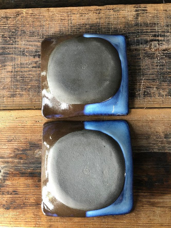 龍善ブルー 角皿　半分青い　2枚組《中皿 取り皿》