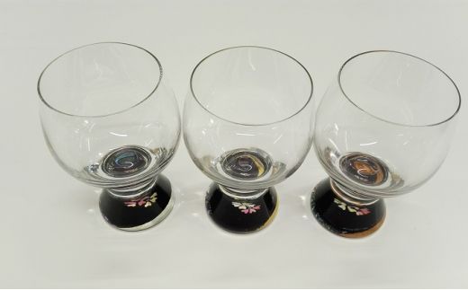 骨董品純銀製　大西錦綾堂 家紋模様 ワイングラス 酒具　純銀　錦綾堂　刻印　時代 Yahoo!オークション -「錦綾堂」の落札相場・落札価格