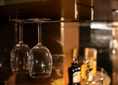 ZA-93 大手百貨店外商取り扱い商品【コフレカ】ポップアップ ミニバー（ゴールド）