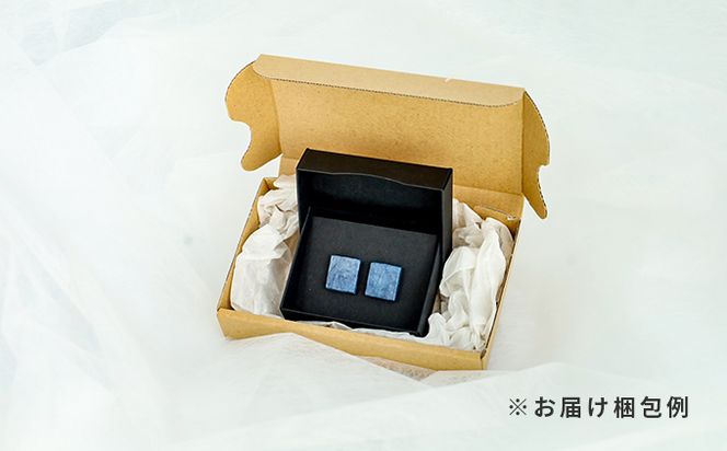 【奏華舎】～装う土佐和紙～ 手漉き藍紙イヤリング（藍  / シカク  / アレルギー対応）