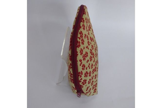 シルク・ちりめんポーチ （小桜文様）薄黄色　TR00014