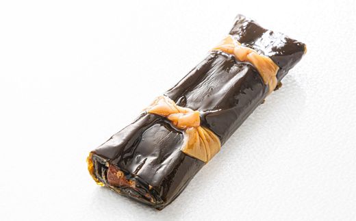 【定期便 4ヶ月連続】昆布で 鮭 鰊 を丁寧に巻いた 昆布巻き 鮭1本×2袋 鰊1本×2袋 合計4本 | 昆布巻 国産 北海道産 サケ ニシン コンブ だし 海藻 だし昆布 こんぶ水 出汁 乾物 こんぶ ギフト 調理済み 一人暮らし セット おかず 北連物産 きたれん 常温 定期便 海鮮 魚介類 絶品 調理済み 北海道 釧路町 釧路超 特産品 121-1258-24-54