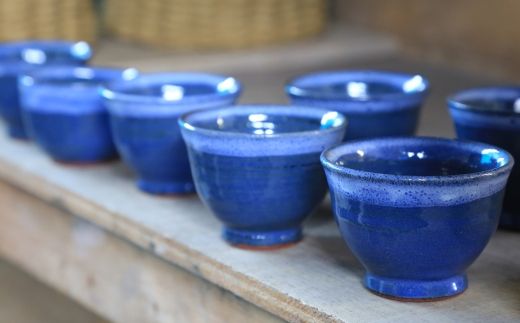 1830. 職人 手作り シマエナガ 皿 平皿 プレート しまえなが モチーフ 食器 かわいい 工芸品 民芸品 陶芸 焼き物 川湯温泉 送料無料 北海道 弟子屈町 5000円