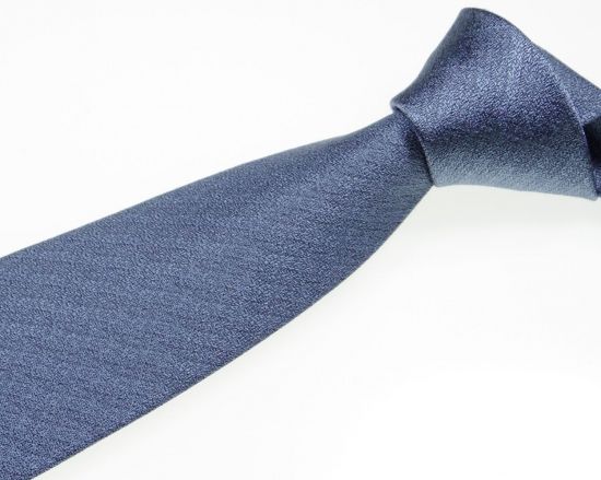 郡内織物「富士桜工房」シルクネクタイ『燻』梨地無地 薄藍 FAA1048